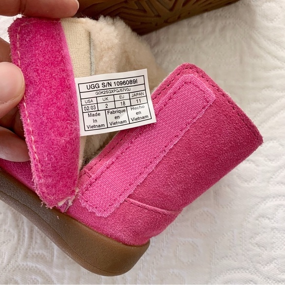 UGG‎ Girls' Keelan Boots, Pink (Sz 02/03) - Picture 5 of 6